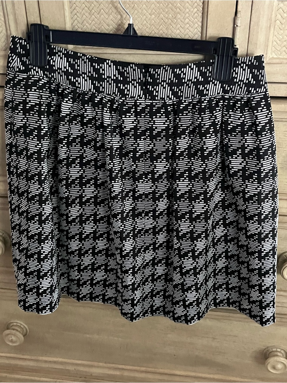 crown & ivy Black and White Patterned Circle Skirt